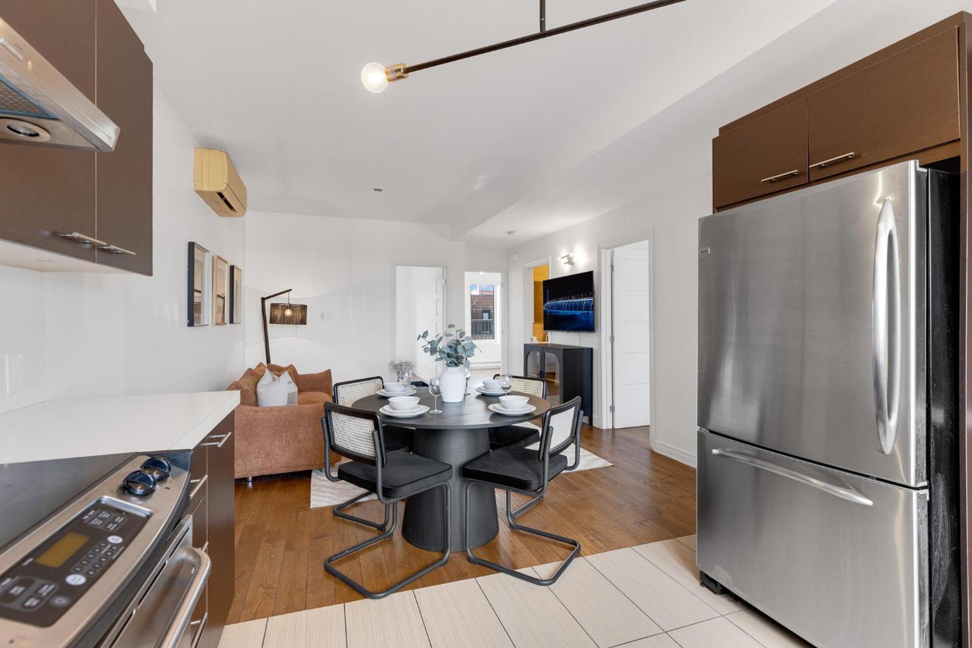 Апартаменти Lofts De La Petite Italie Монреаль Екстер'єр фото